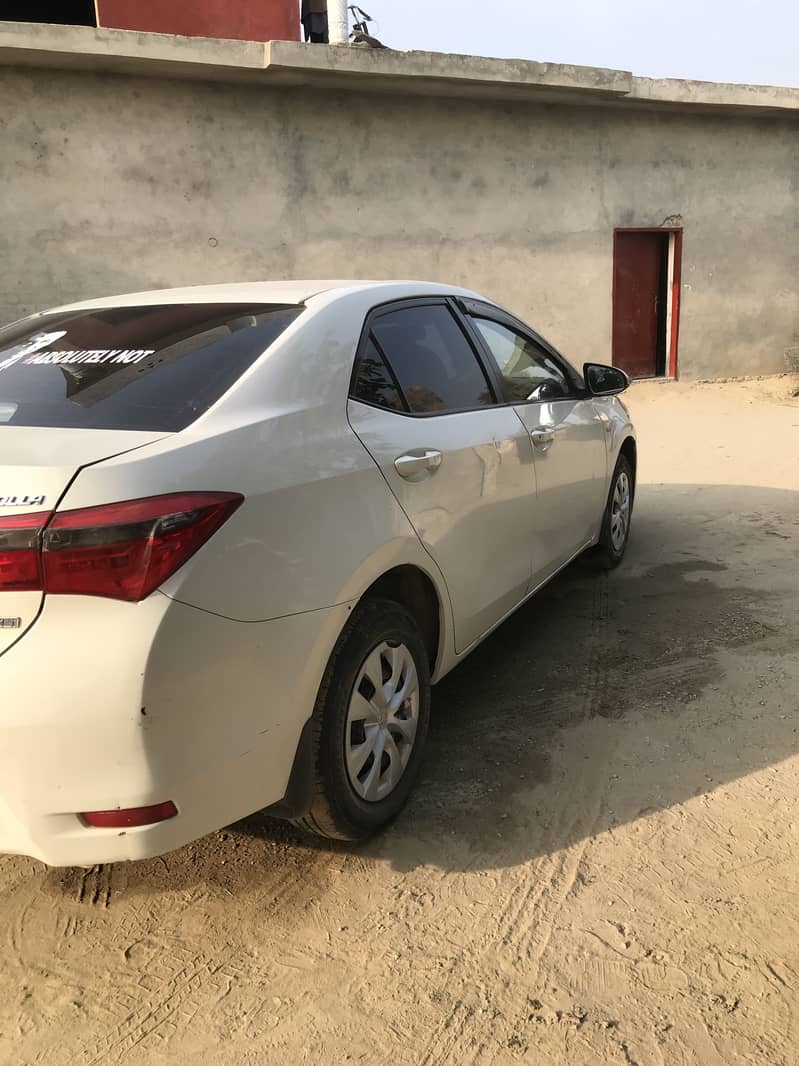 Toyota Corolla XLI 2015 5