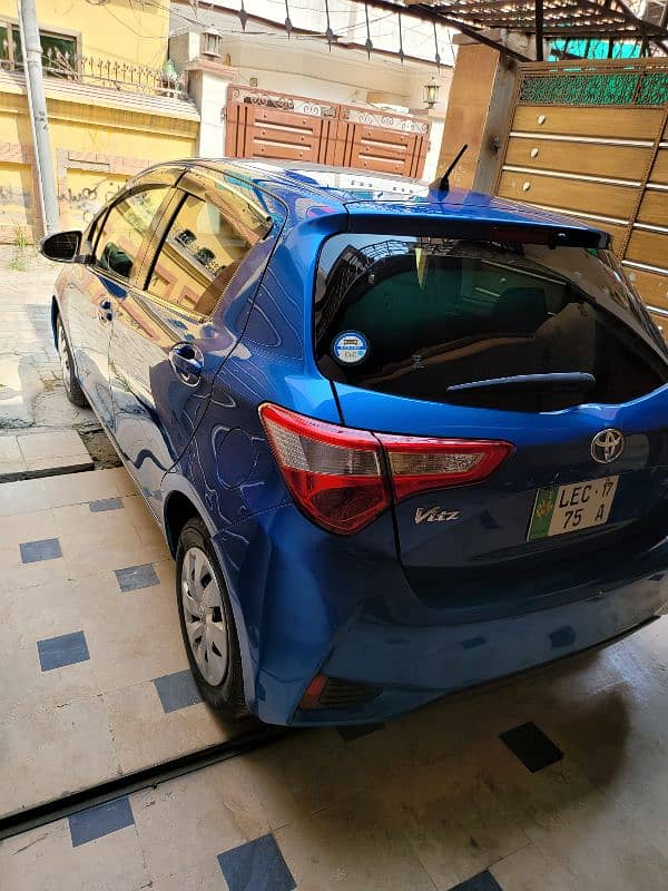 Toyota Vitz 2017 14