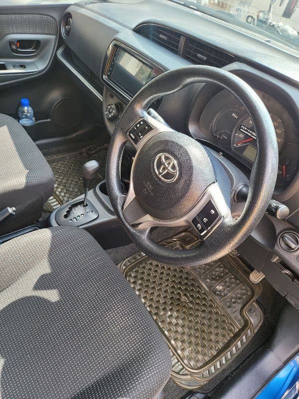 Toyota Vitz 2017 16