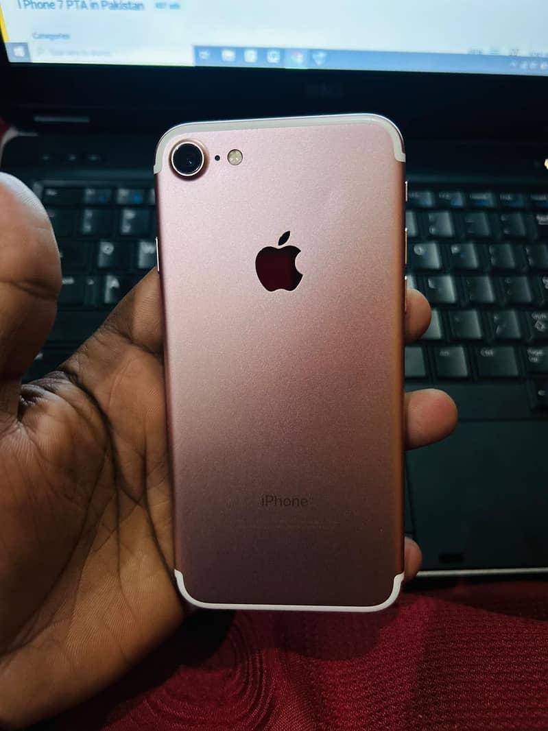 Apple iPhone 7 PTA Approved (128GB) 3