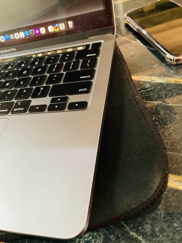 Macbook Pro M1 2020 1