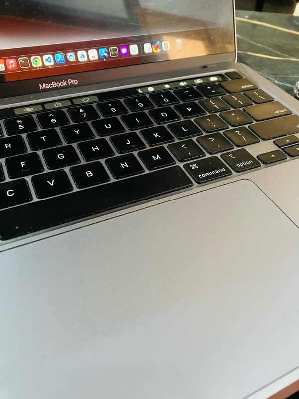 Macbook Pro M1 2020 4