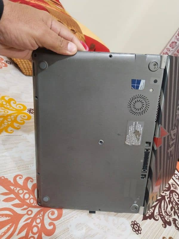 Toshiba Portege-C laptop 2