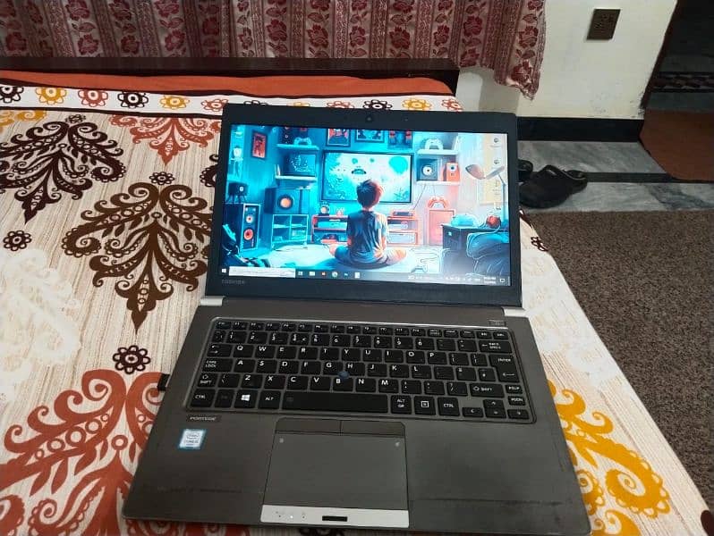 Toshiba Portege-C laptop 3