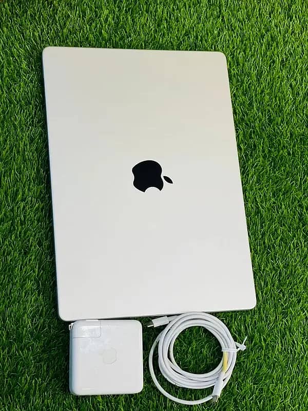 Macbook Pro 2021 M1 Pro 14’inch 0