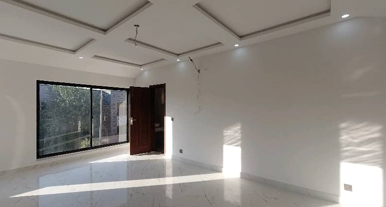 2375 Square Feet Flat For Sale Available In Divine Gardens 4