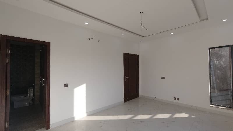 2375 Square Feet Flat For Sale Available In Divine Gardens 19