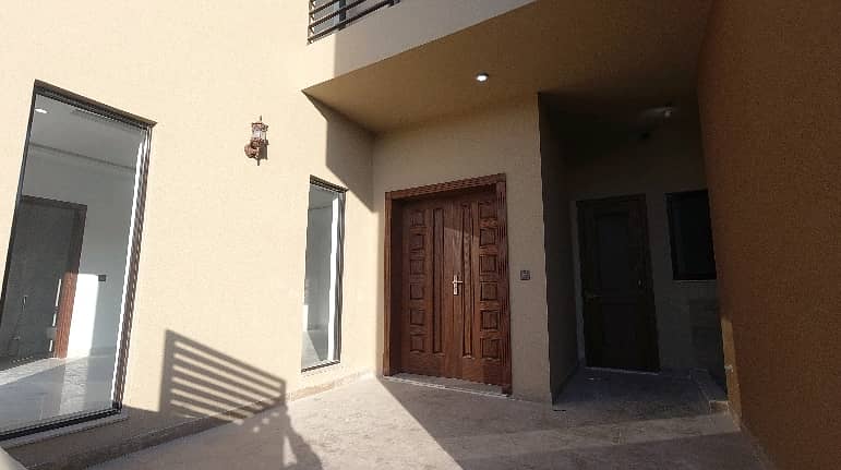 2375 Square Feet House For sale In Rs. 20000000 Only 3