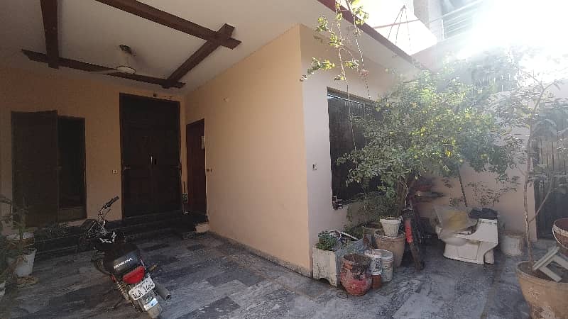 7 Marla House In Khuda Buksh Colony - Block H Is Available 4