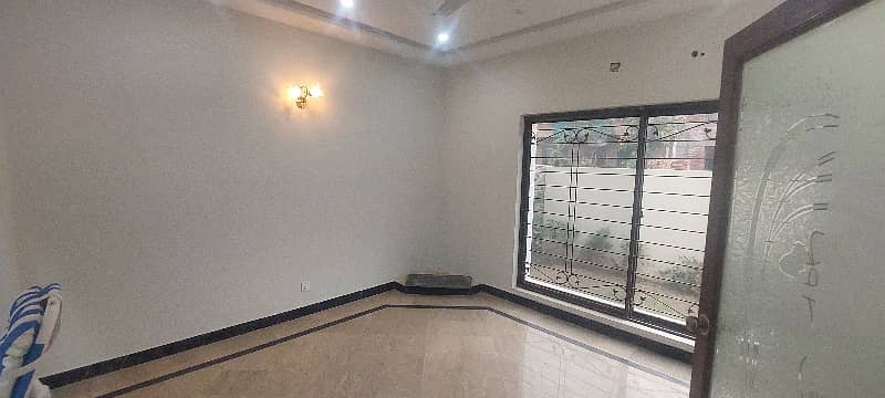 10 Marla Lower Portion For Rent 2