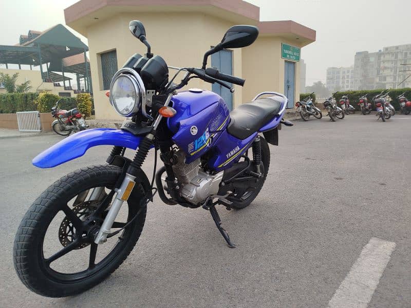 Yamaha YBR 125 G 0