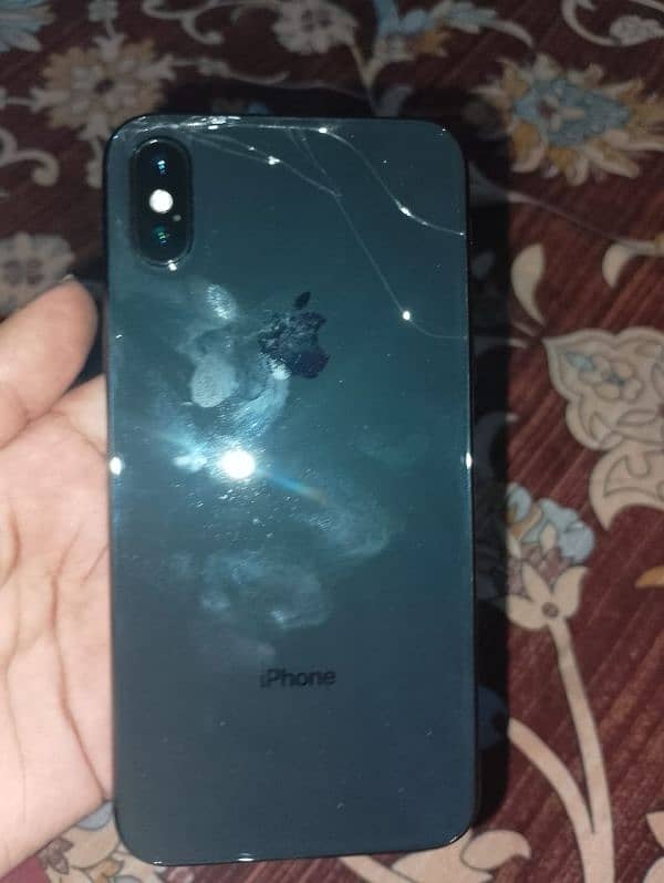 iPhone x 64 GB non PTA 4