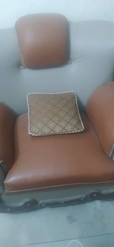 5 seater sofa set  for sell 2