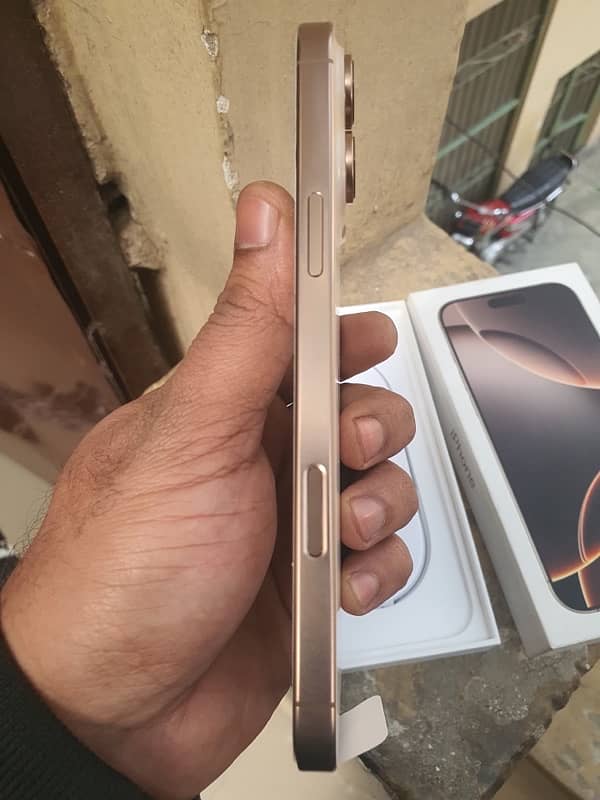 Iphone 16 Pro Max 256GB Desert Titanium Non PTA 1