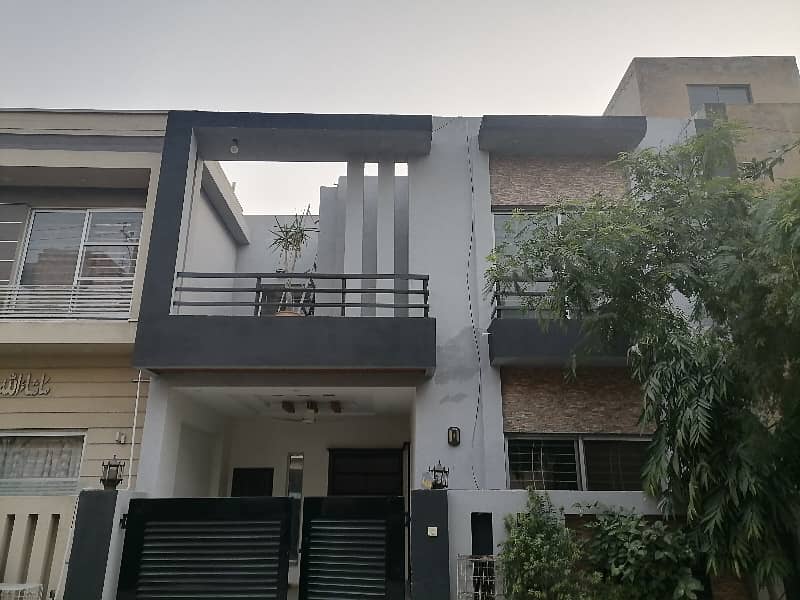 In State Life Phase 1 - Block A Extension House For rent Sized 5 Marla 1