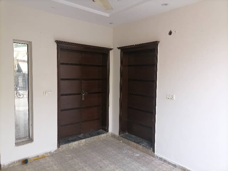 In State Life Phase 1 - Block A Extension House For rent Sized 5 Marla 4