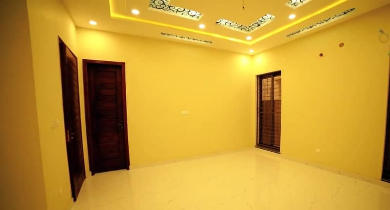 One Kanal Beautiful Full House For Rent In Secter C Bahria Town Lahore 24