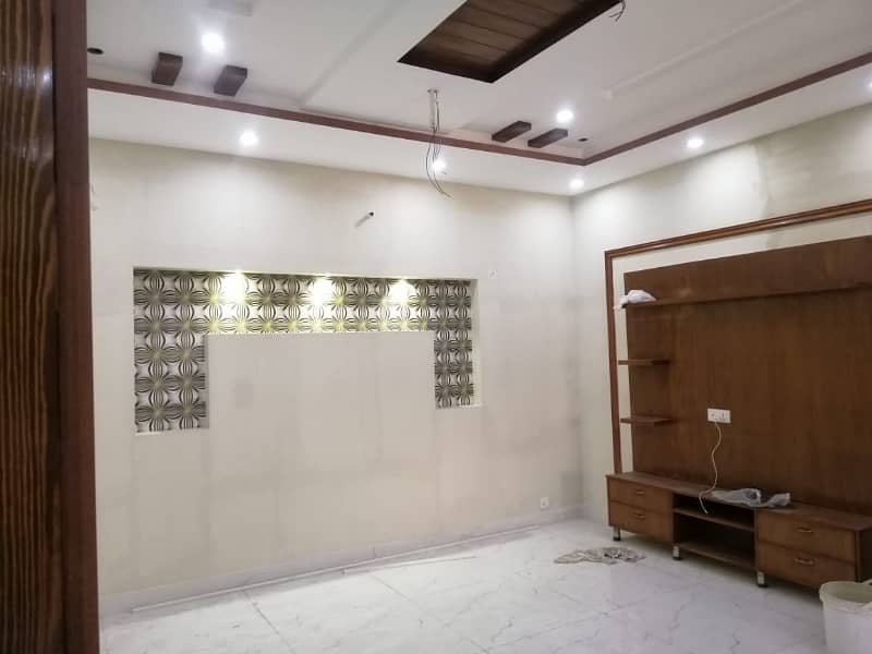 Ten Marla Beautiful House For Rent Near Imtiaz Store And Eiffel Tower In Sector E Bahria Town Lahore 0