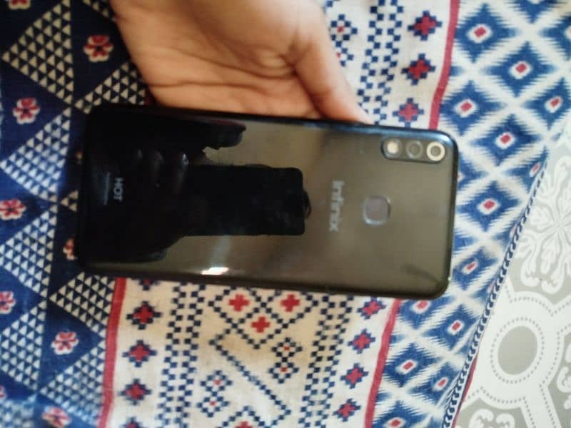 selling mobile infinix hot 8 2