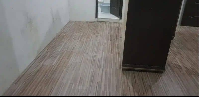 Pvc Vinyl Floor Tiles/Wood Floor Tiles. 8