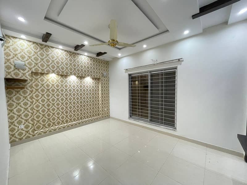 5 Marla House For Rent Is Available In State Life Phase 1 - Block E 10