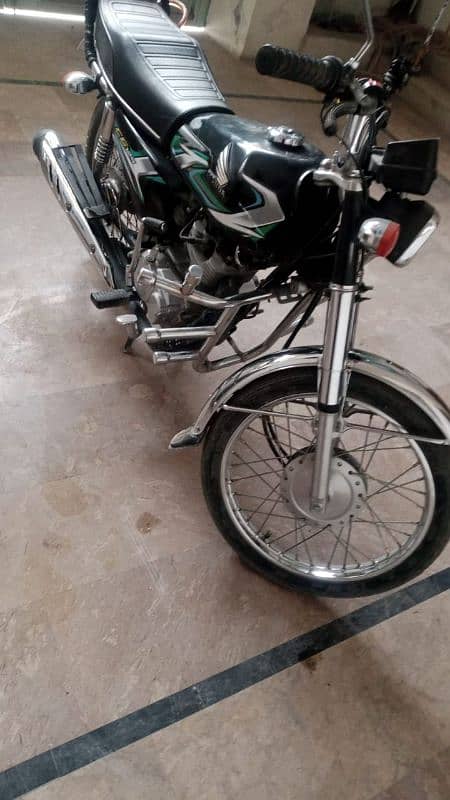 Honda 125 2022 model Black 2