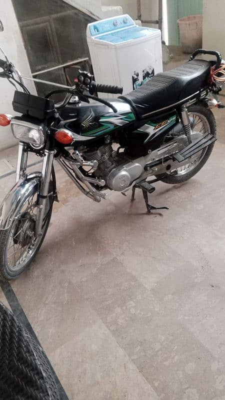 Honda 125 2022 model Black 3