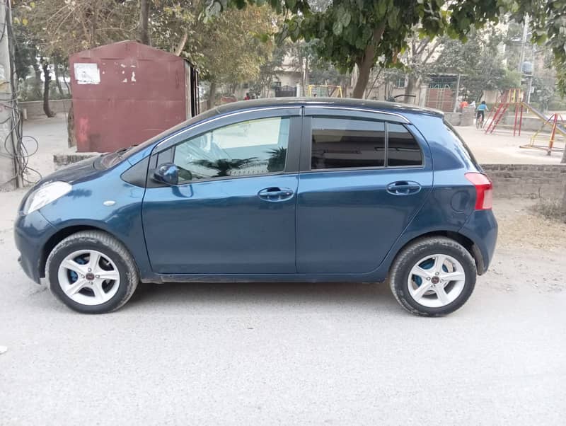 Toyota Vitz 2005 F 1.0 for sale 1