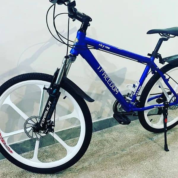 Mountain bike full aluminum body and aluminum wheels 0