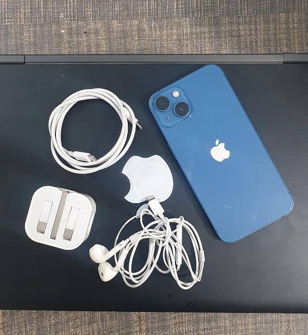 iphone 13 Jv with original charger and headphone 0