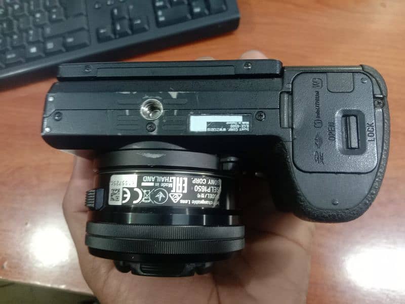 Sony 6500 body with kit lens 16x50 3