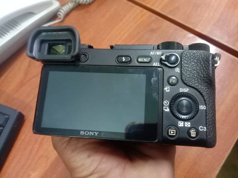 Sony 6500 body with kit lens 16x50 4