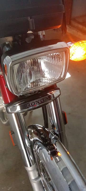 HONDA CG-125 IN RED COLOR 2024 0