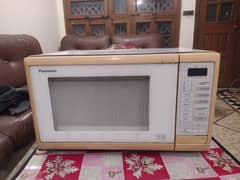 Panasonic microwave in very good condition is for sale