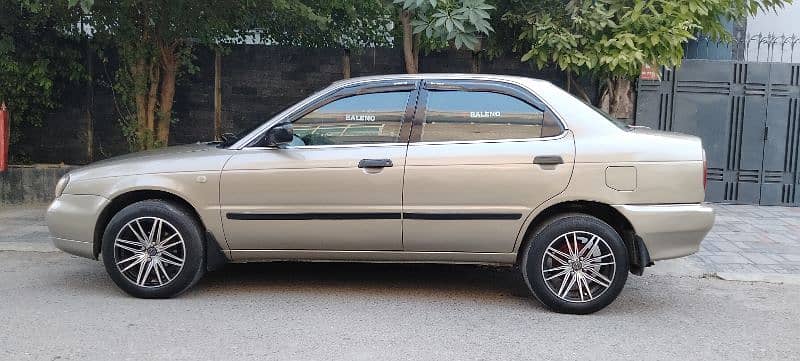 Suzuki Baleno in mint condition 4