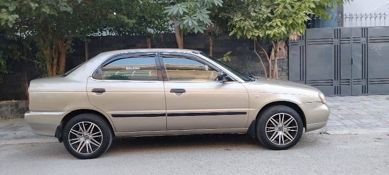 Suzuki Baleno in mint condition 5