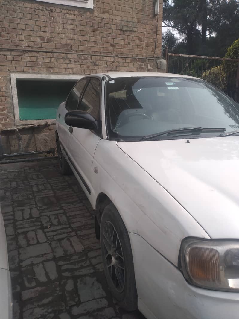 Suzuki Baleno 2004 11