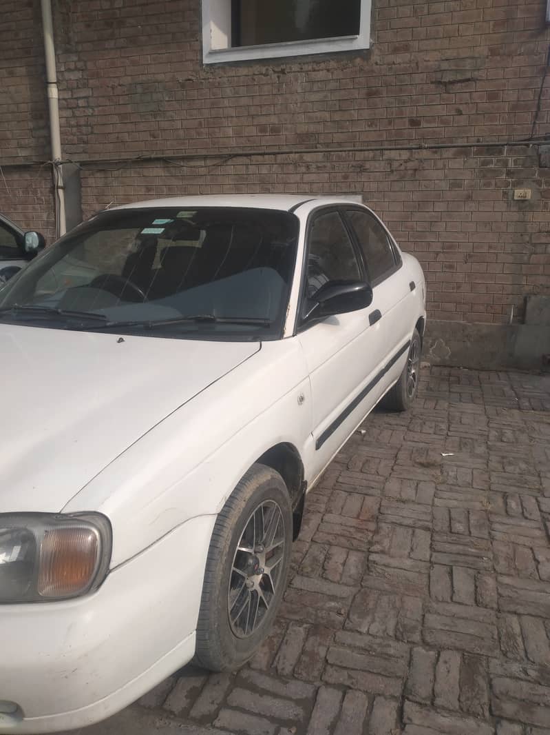 Suzuki Baleno 2004 12