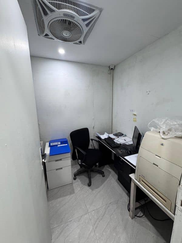 furnished Office for rent 11