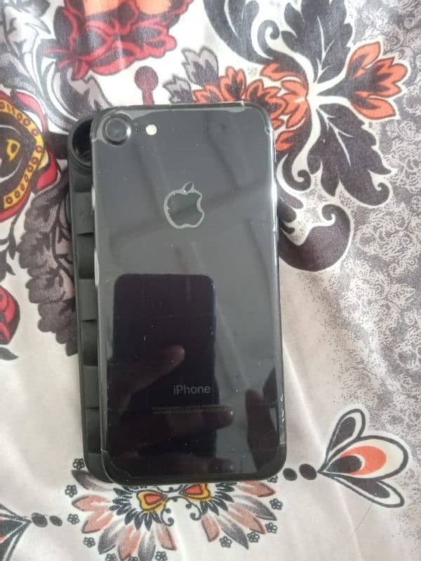 iPhone 7 128GB 5