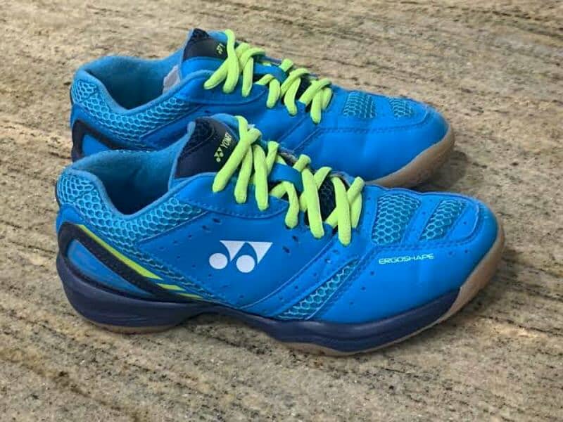 YONEX shoes (size 41, 7no) 3