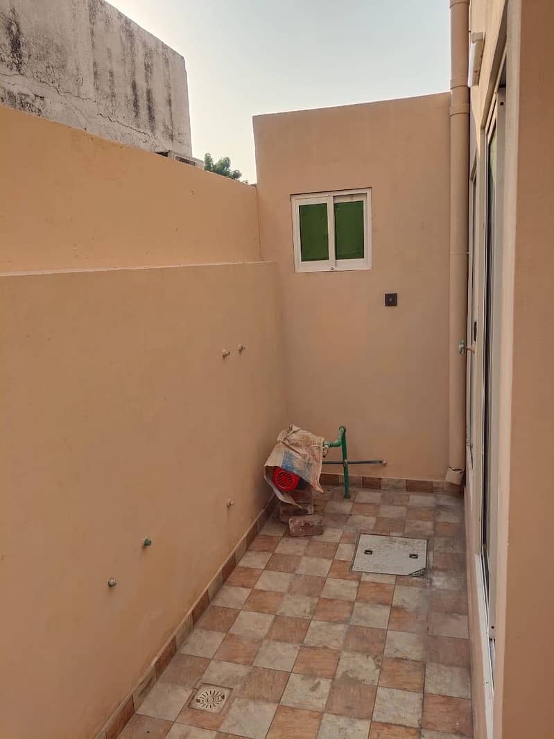 Prime Location Al Haram Garden House For sale Sized 5 Marla 9