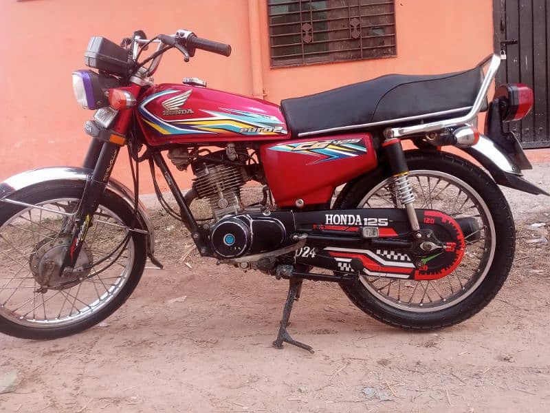 Honda 125 model 18 Punjab no biometric available 7