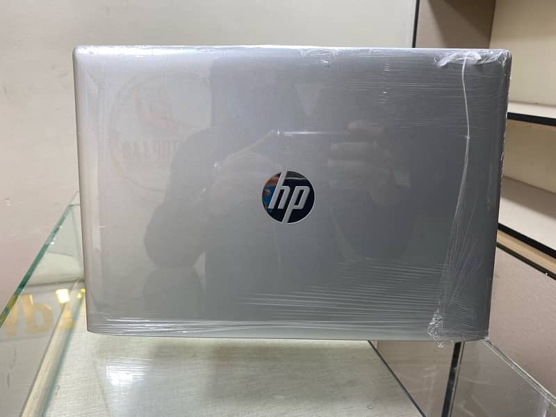 HP ProBook 440 G5 Core-i5-8th Gen 8 GB RAM 256 GB SSD 14″ Display 1