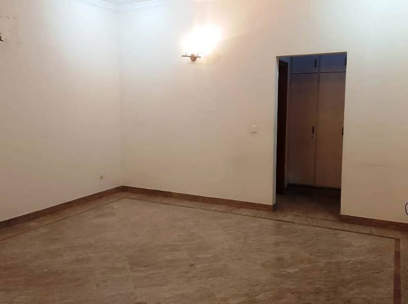 01 Kanal Separate Gate 2 Bed Rooms With Drawing Room Beautiful Upper Portion Available For Rent in DHA Phase 3 Block Z, Lahore Cantt 3