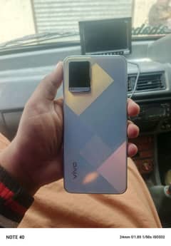 Vivo y21