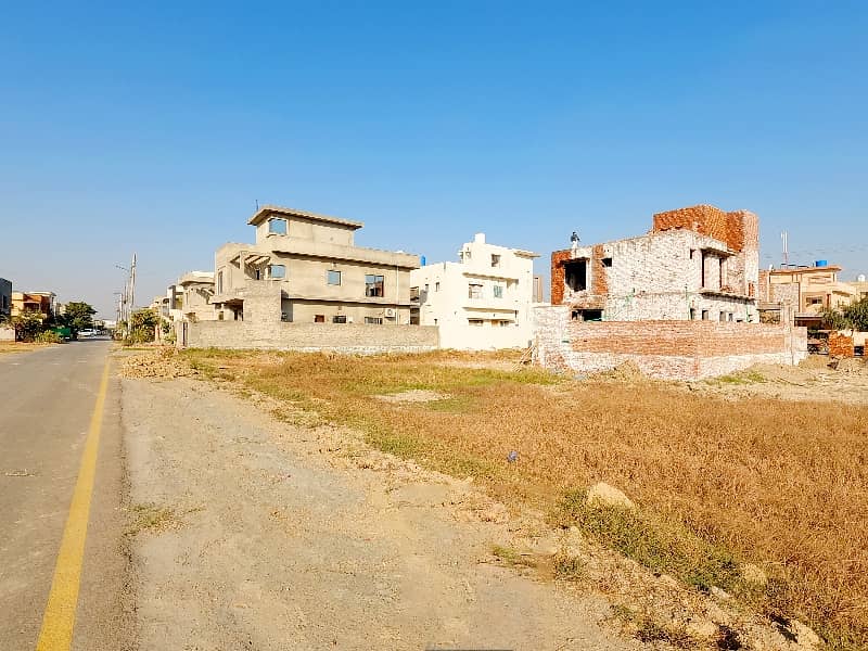 5 Marla Plot For Sale In F Block Best Opportunity For Investment. 25