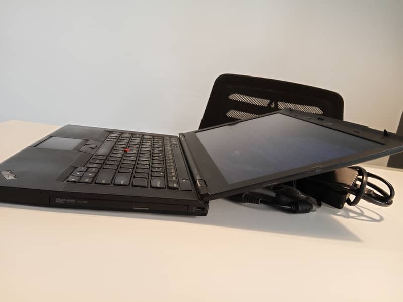 Lenovo Thinkpad T430s Laptop Excellent Condition 3