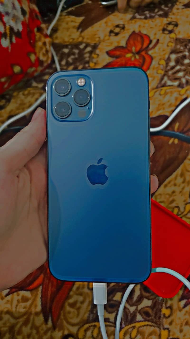 IPhone 12 pro 4