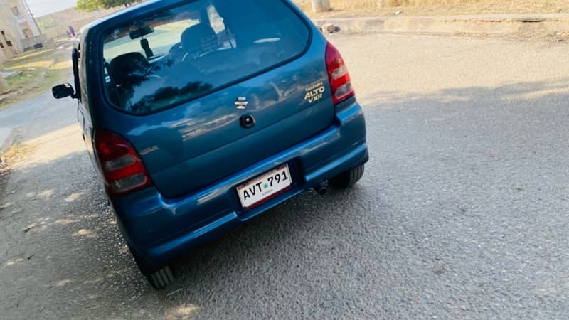 Family used well maintained Suzuki Alto 2011 5